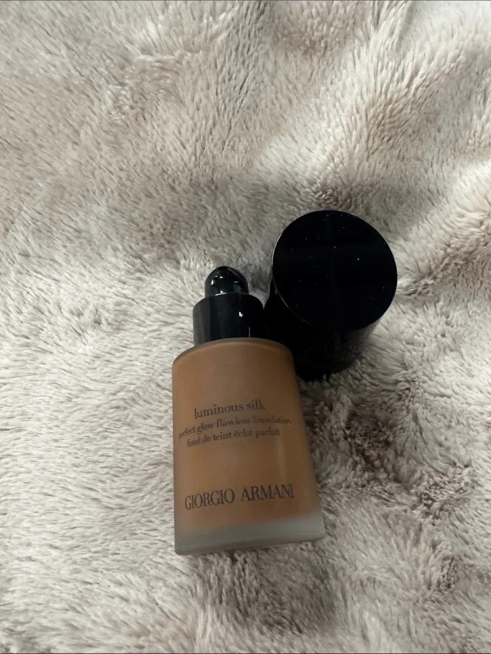 Giorgio Arman - Luminous Silk Foundation #15